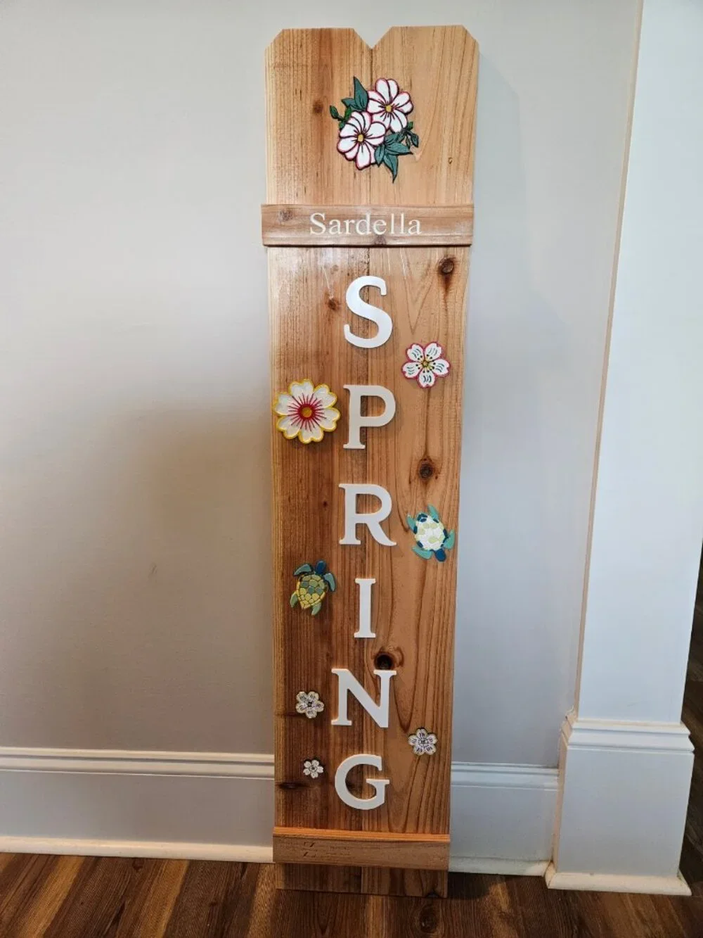 Two-Sided Season Wall Leaner - 2 seasons for the price of 1